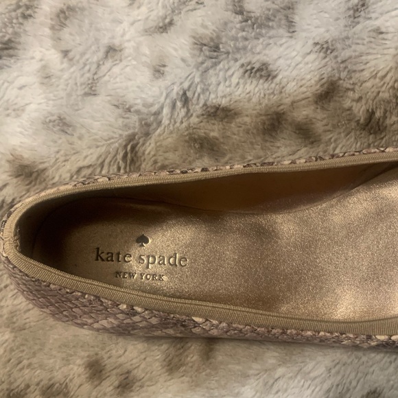 COPY - EUC Kate Spade snakeskin print flats size 10 - Picture 4 of 8